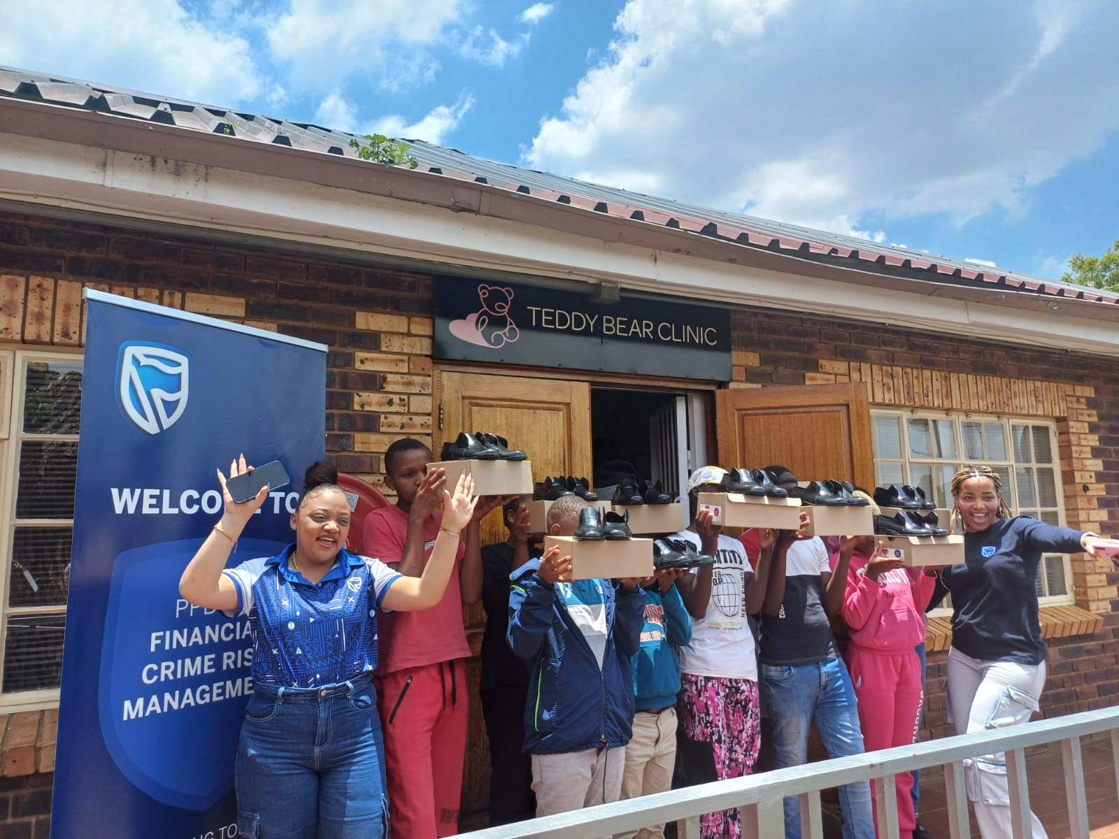 A Heartfelt Thank You to Standard Bank’s FCRM Blue Alliance: Building Hope, One Step at a Time!